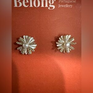 Gold and pearl starburst earrings